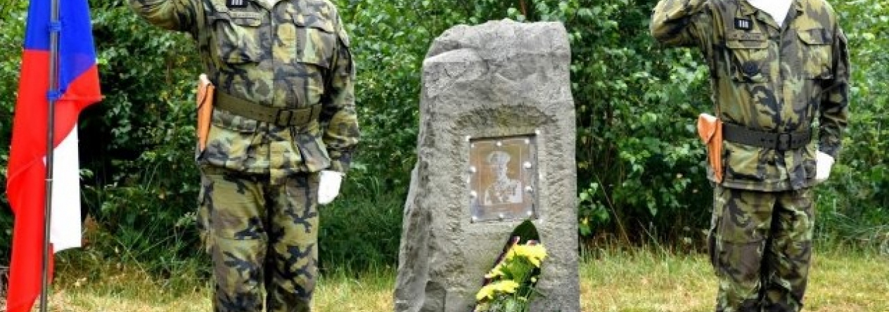 Čestná stráž - vojáci Krajského vojenského velitelství Ostrava